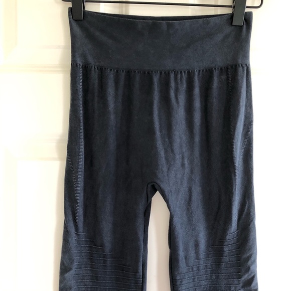 NEW Electric Yoga cool moto leggings Coal XS - Picture 7 of 12